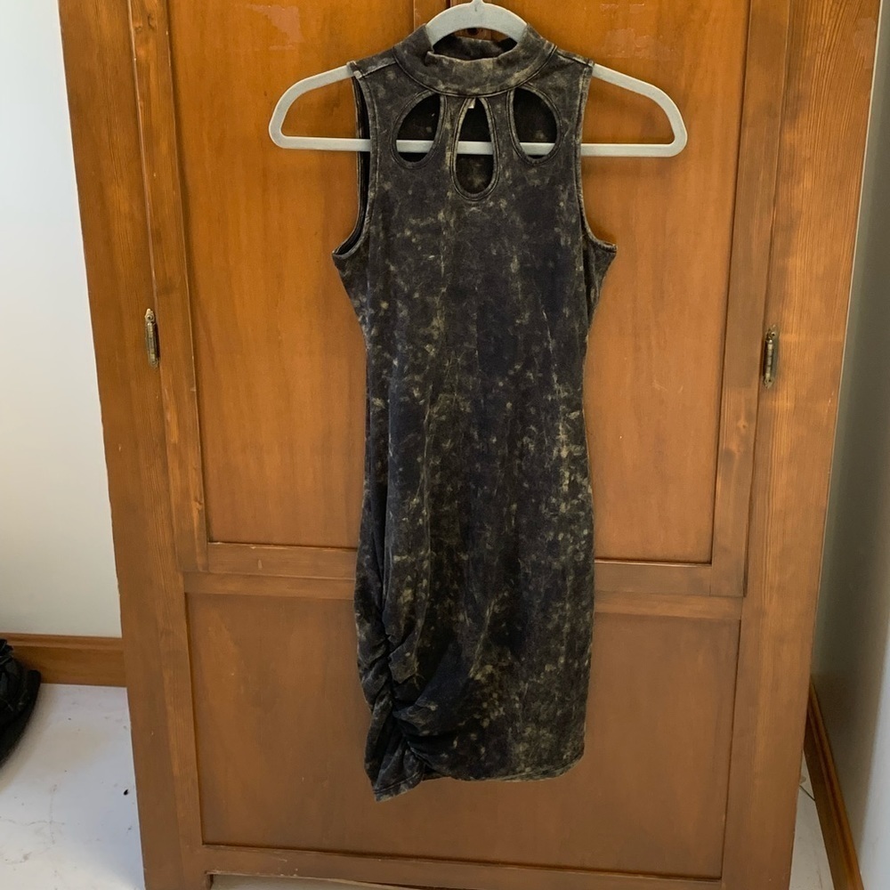 Nicki Minaj bodycon dress sleeveless front cut out side ruching XS